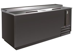 Flaschenk�hler schwarz mit Schiebedeckel, 577 Liter, 1634...