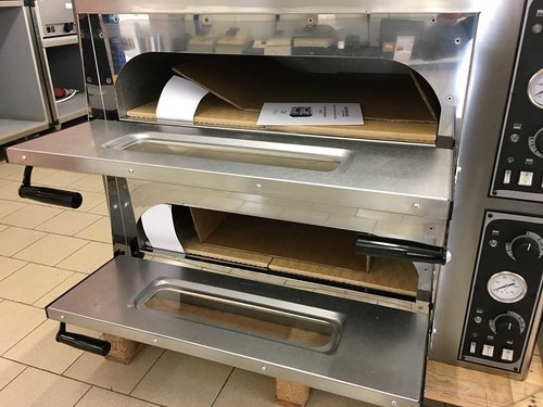 Pizzaofen Profi 44 2 Kammern f�r Pizzen 8 x � 32 cm Leistung: 9,4 kW/400V