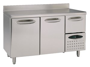 Umluftkhltisch, 2 Tren, 1 Schublade, 1320 x 700 x 850 mm