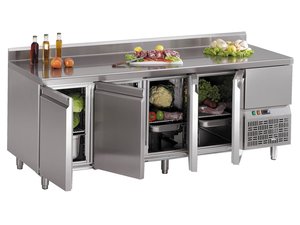 Khltisch, 4 Tren gekhlt, Umluftkhlung, 2190 x 700 x...