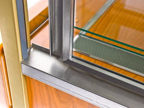 Kuchentheke Jamaika 700, Kuchenverkaufstheke mit Umluftk�hlung, drei gek�hlte Glasablagen mit LED Beleuchtung