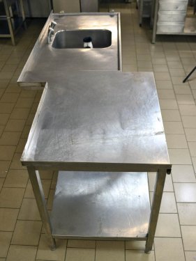 Arbeitstisch 215 x 92cm Edelstahl Spezialanfertigung Splbecken rechts mit Mischbatterie