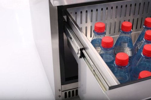 Schubladenk�hler UKS 140 von 45x 1 Liter Flaschen oder 2 Getr�nkek�sten