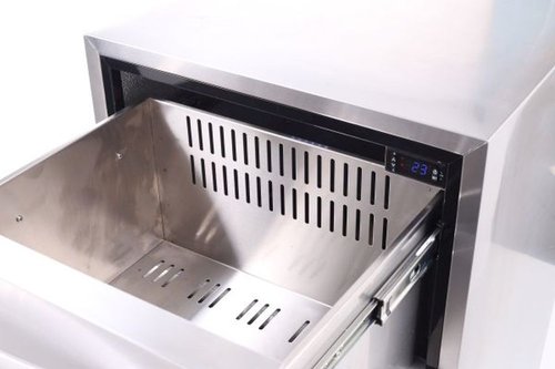 Schubladenk�hler UKS 140 von 45x 1 Liter Flaschen oder 2 Getr�nkek�sten