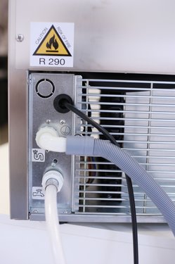 Vollkegel-Eisw�rfelbereiter Solid 119 L, f�r 18 kg Vollkegel-Eisw�rfel/Tag, 34,5 x 46 x 58,8 cm