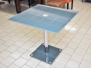 Glastisch, Bistrotisch mit quadratischer Glasplatte, 80 x...