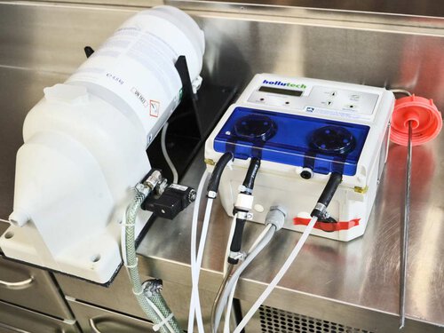 Haubensplmaschine Meiko DV 200.2 Korbma 2x 50 x 50 cm mit externer Dosiereinrichtung fr Reiniger und Klarspler