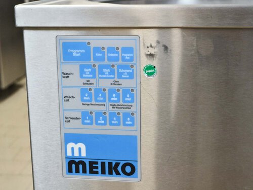 Salat- und Gem�sewaschautomat Meiko GK 60 f�r Blattgem�se (60 kg/h) und Knollenfr�chte (230 kg/h)