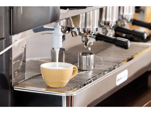 Kaffeemaschine Siebtr�ger Bartscher Coffeeline G3 mit 3 Br�hgruppen