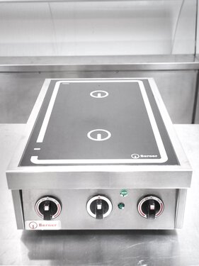 Induktionsherd Berner BI2KTT7 mit 2 Kochstellen, Auftischgert, BTH 400 x 600 x 200 mm