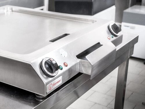 Grillplatte Berner BGA60 mit 2 Heizzonen, glatt, Auftischger�t, BTH 600 x 665 x 120 mm