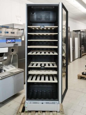 Weink�hlschrank Bosch Serie 8 KSW38940, Nutzinhalt 368 Liter, f�r ca. 198 Flaschen � 0.75l