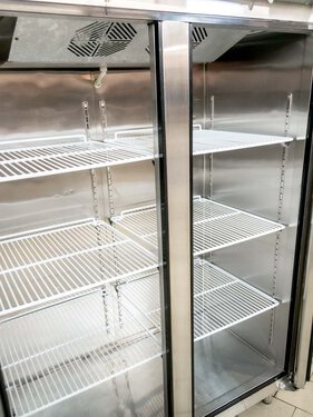 Khlschrank GGG UK1274 mit 2 Tren, Inhalt 900 Liter, BTH 1200 x 745 x 1950 mm