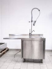 Splcenter, 1 Becken rechts, 2 Schiebetren, mit...